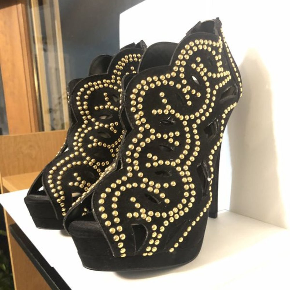 Black Pumps with Gold Studs - Size 7.5